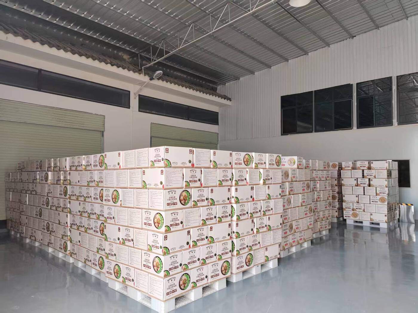 云南預(yù)包裝米線 以創(chuàng)新破局，從滇味走向全國(guó)